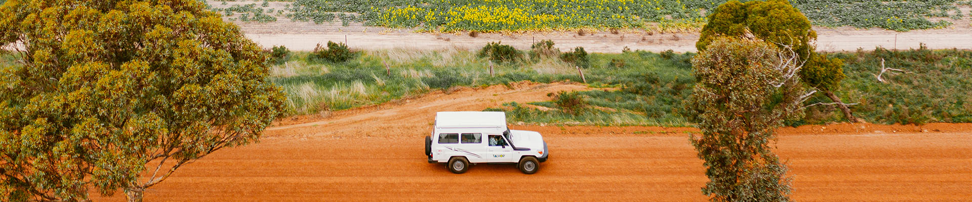 Talvor RV on dirt road